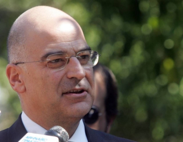 Δένδιας: Τέλος σε χημικά και δακρυγόνα