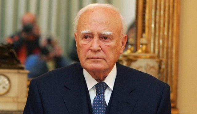 Να μειωθεί η σύνταξη και ο μισθός του ζήτησε ο Παπούλιας