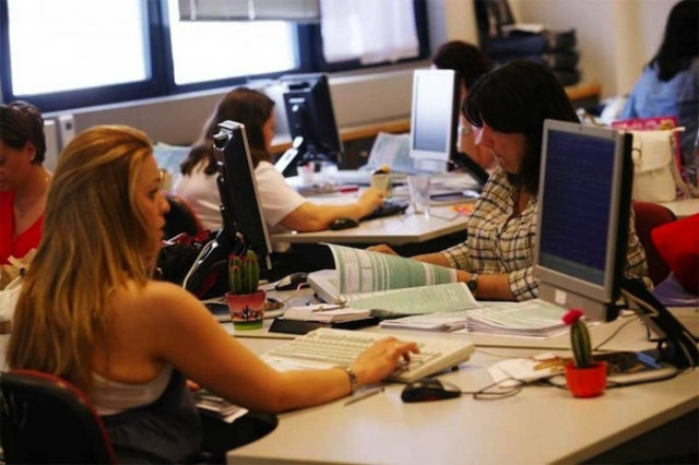 Σε κινητοποιήσεις και οι εφοριακοί