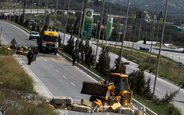 Κυκλοφοριακές ρυθμίσεις στη Λαυρίου