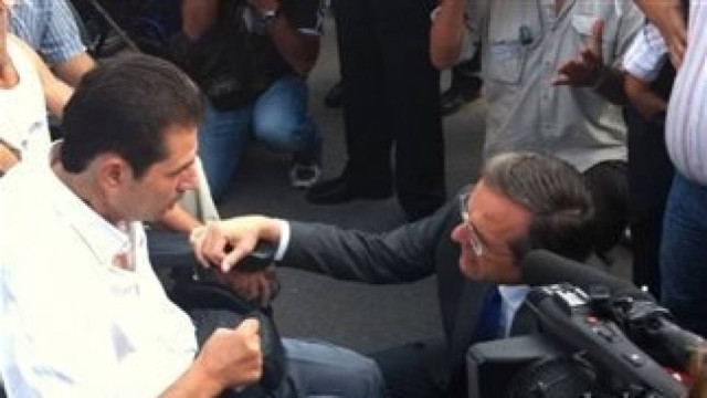 Βίντεο: Με μέλη του Συλλόγου Παραπληγικών συνομίλησε ο Α. Σαμαράς