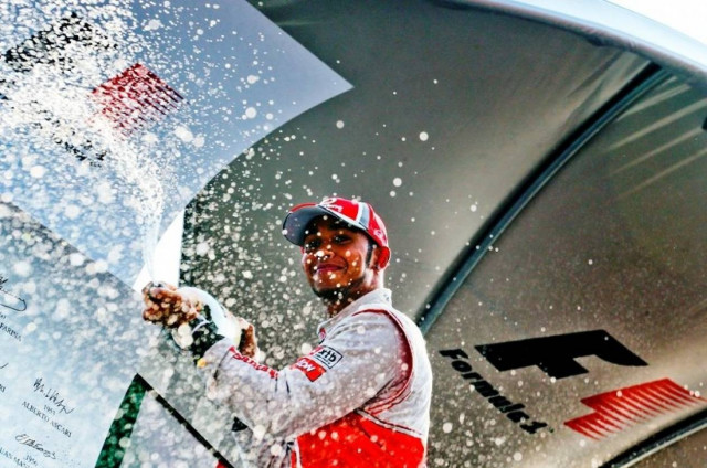 Ο Χάμιλτον ήταν… Λιούις στο «ναό της ταχύτητας»