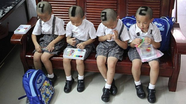 Ζωγράφισε αριθμούς στα κεφάλια των παιδιών της για να τα ξεχωρίζει!