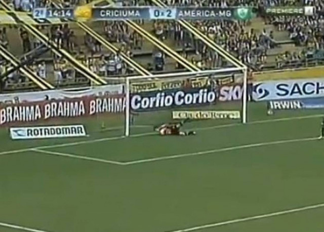 Βίντεο: Δεν υπάρχει χειρότερος τερματοφύλακας