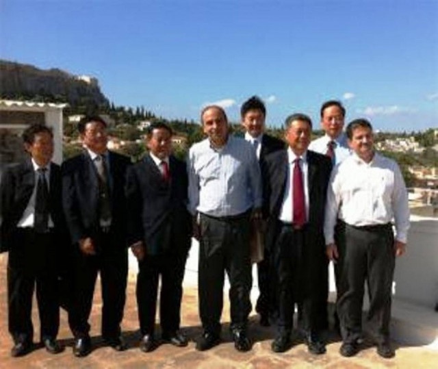 Στην Ελλάδα η Διοίκηση του Συλλόγου Φορολογουμένων Κίνας