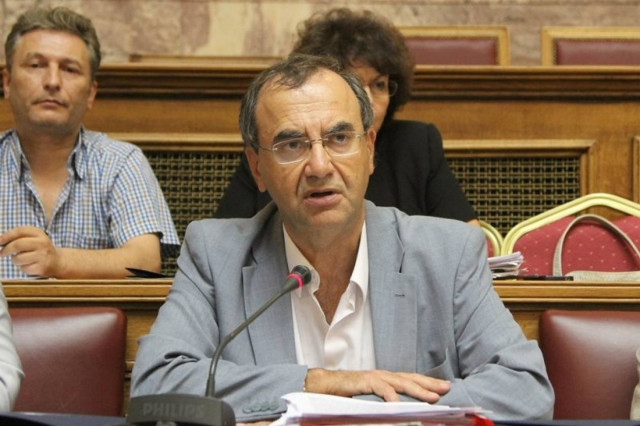 Στρατούλης: Οι κόκκινες γραμμές τους είναι από λεπτό χαρτί