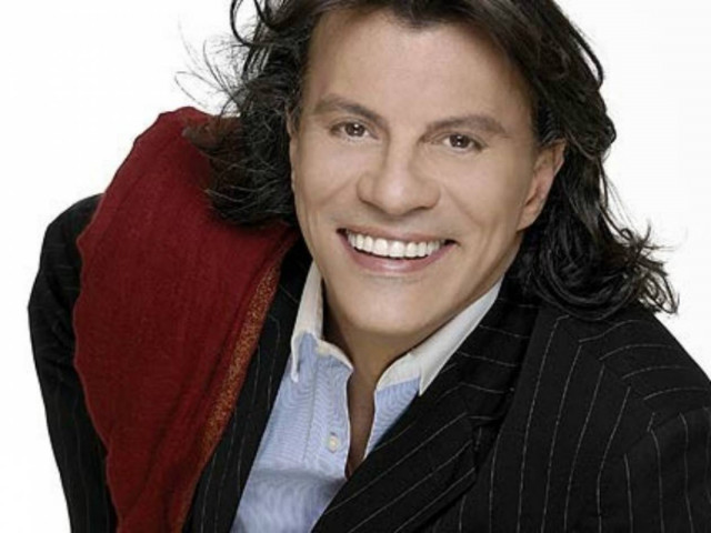 Ο Ηλίας Ψινάκης ήρθε αντιμέτωπος με μια αρκούδα!