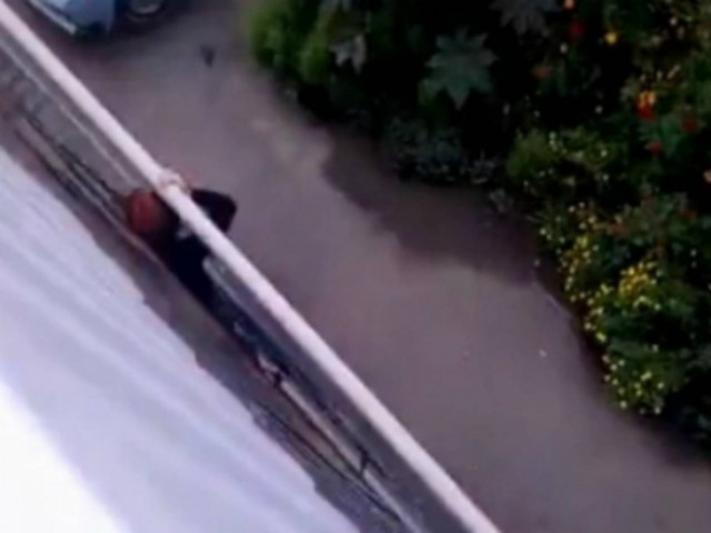 Βίντεο: Η σκληρή ζωή μιας ερωμένης! Άτιμη ζωή...