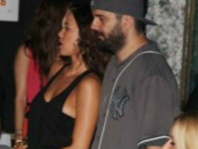 Στικούδη - Dj Rico σε τρυφερές στιγμές!