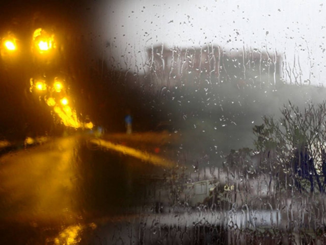 Η κακοκαιρία «χτυπά» τη χώρα