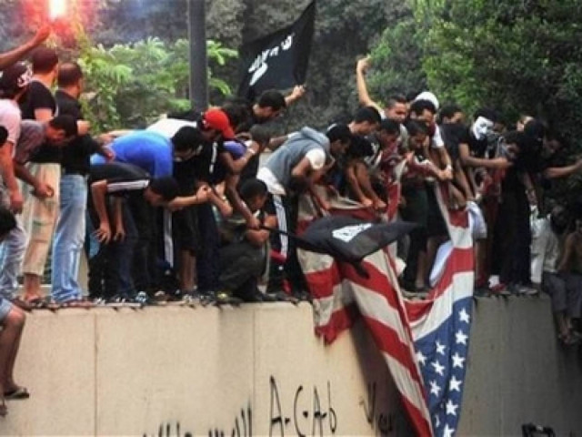 Λιβύη: Καταγγέλουν «ξένα στοιχεία» πίσω από την επίθεση στο προξενείο