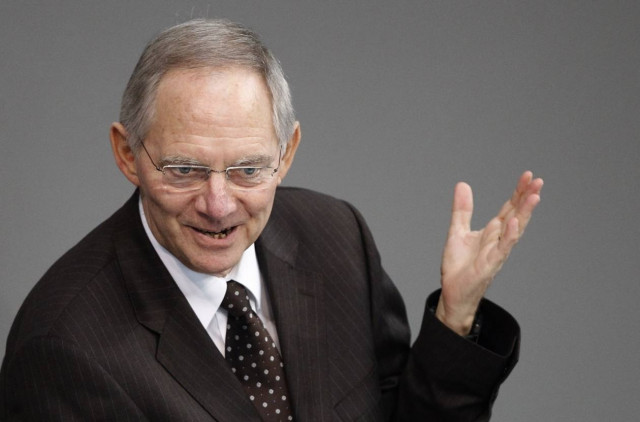 Σόιμπλε: Θέλω να κρατήσω την Ελλάδα στην Ευρωζώνη