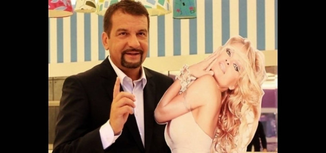 Βουλγαρία: Πάμελα Άντερσον και ένα γουρούνι στο VIP Brother