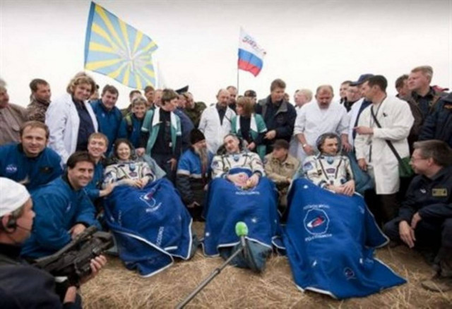 Επέστρεψε στη Γη το Σογιούζ από το Διεθνή Διαστημικό Σταθμό