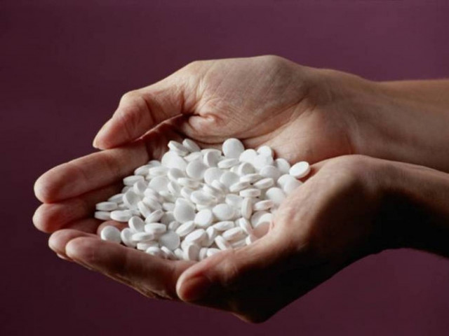 Καταρρέει η ελληνική φαρμακοβιομηχανία-Καθυστερούν οι εγκρίσεις