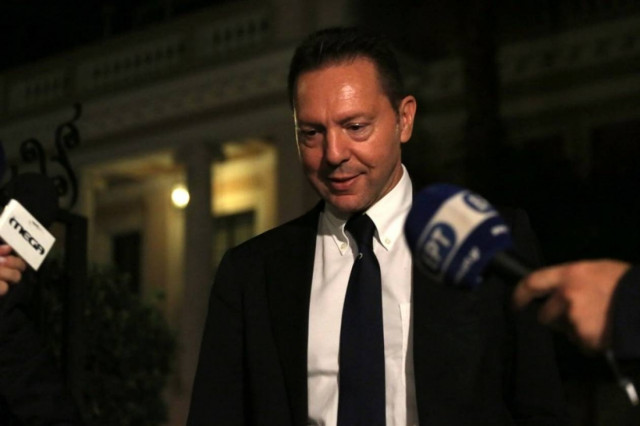 Παραμένει η «τρύπα» των 4 δισ. ευρώ στο νέο πακέτο μέτρων