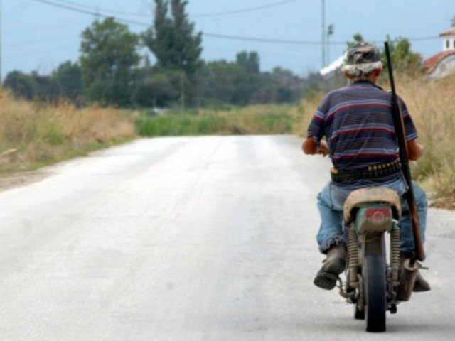 Θεσπρωτία: Έπεσε η γυναίκα του από το μηχανάκι και δεν κατάλαβε τίποτα
