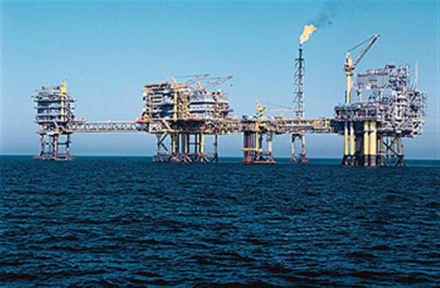 Οι Τούρκοι πανηνηγυρίζουν-Βρήκαν πετρέλαιο στη Μαύρη Θάλασσα