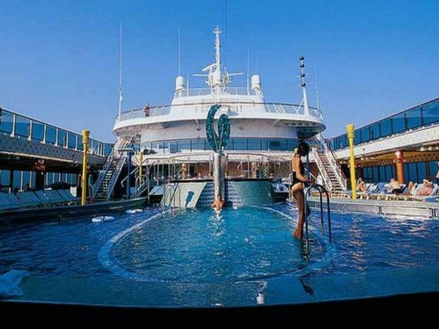 Διένειμαν στη Λεμεσό φυλλάδιο που καλωσόριζε τον κόσμο στην Τουρκία!