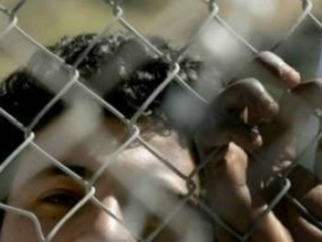 Κέντρα παράνομων μεταναστών σε Χίο, Λέσβο, Σάμο και Ρόδο