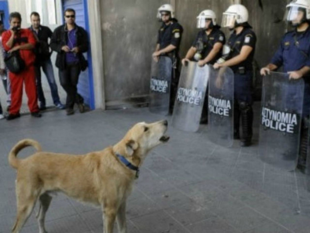 Ο Λουκάνικος δεν ξανακατεβαίνει στις πορείες