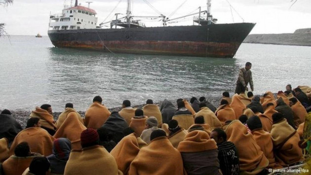 Mετανάστες καταγγέλλουν βασανιστήρια από αστυνομικούς