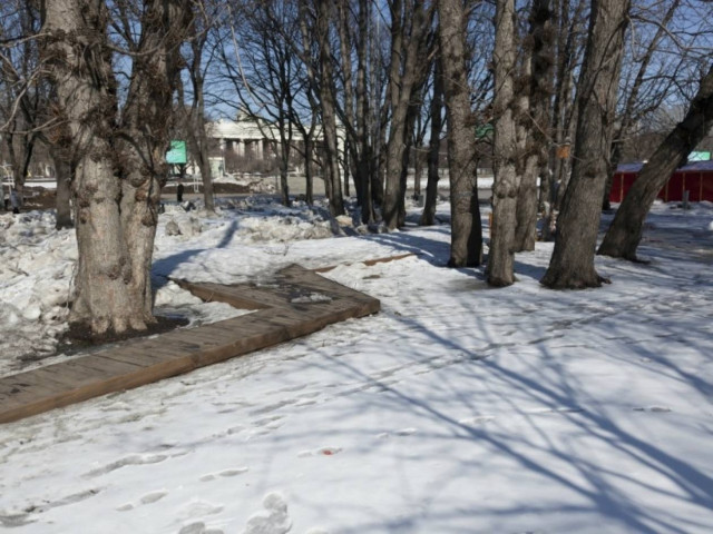 Μπορείτε να βρείτε τις μινιατούρες σε αυτές τις φωτογραφίες;