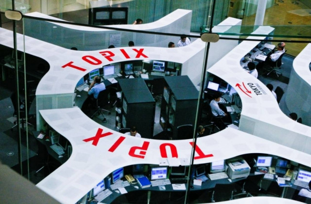 Άνοιγμα με πτώση στο Τόκιο