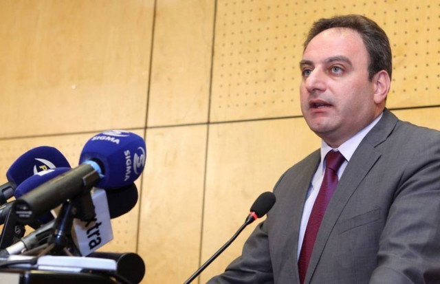 Στεφάνου: Δεν τίθεται θέμα εξόδου της Κύπρου από την ευρωζώνη