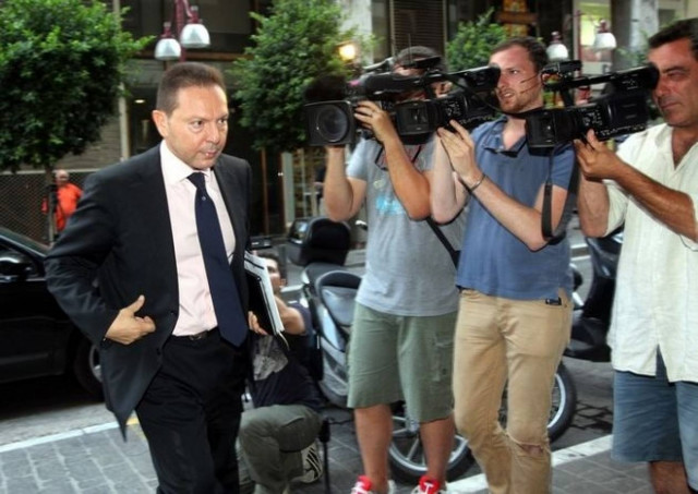 Στις 16.00 νέα συνάντηση Στουρνάρα-τρόικας