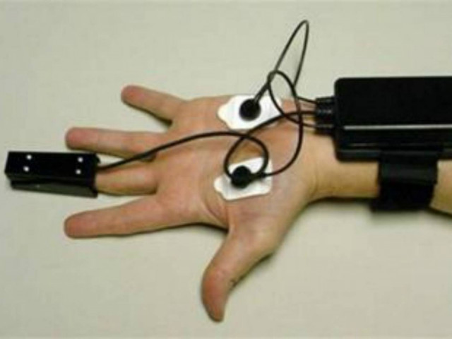 Απίστευτο: Πρόεδρος περνά την ομάδα του από ορό της αλήθειας!