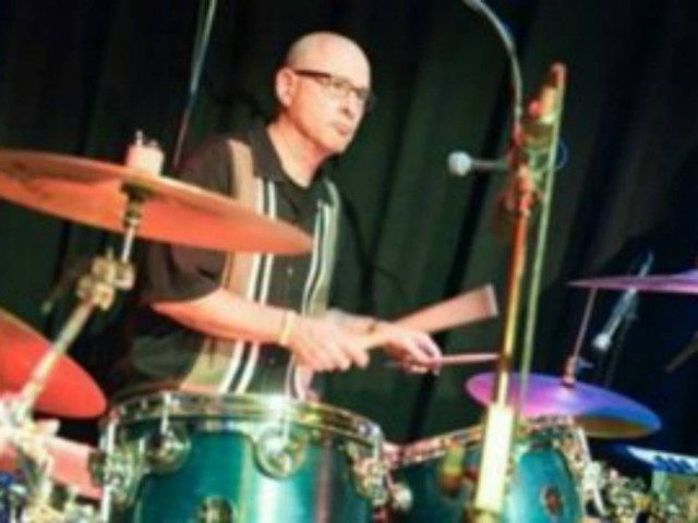 Βίντεο: Ντράμερ πέθανε την ώρα της συναυλίας