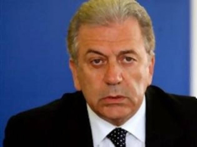 Με τον Αρχιεπίσκοπο Αμερικής Δημήτριο συναντήθηκε ο Αβραμόπουλος