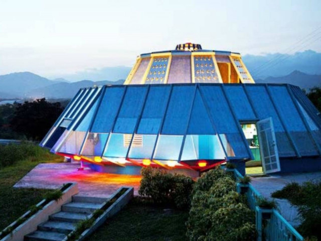 Το σπίτι - ufo! (pics)