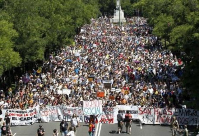 Γαλλία: Χιλιάδες διαδηλωτές κατά του δημοσιονομικού συμφώνου
