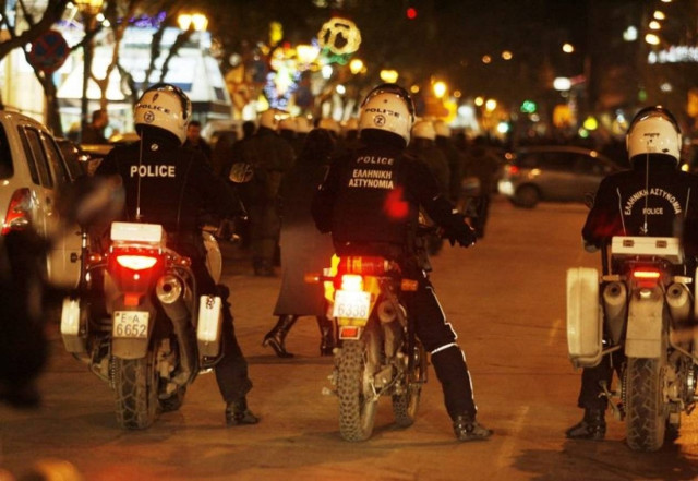 Νύχτα τρόμου στον Άγιο Παντελεήμονα με επεισόδια και τραυματίες