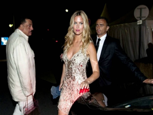 Απίστευτο: Η Bar Refaeli αναζητά παρτενέρ για να γυρίσει... sex tape!