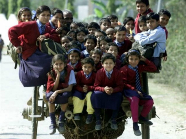 Ινδία: Τουαλέτες και πόσιμο νερό σε όλα τα σχολεία