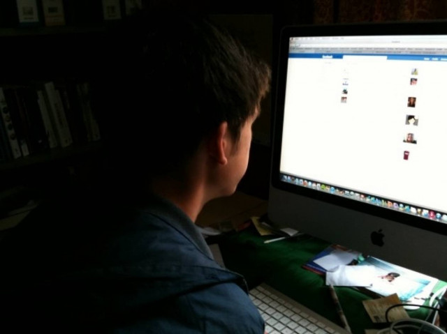 Ανησυχητική αύξηση της διαδικτυακής εξάρτησης των εφήβων