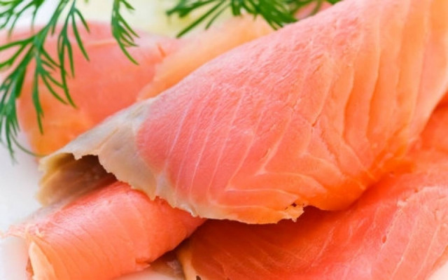 Ανάκληση καπνιστού σολομού με σαλμονέλα