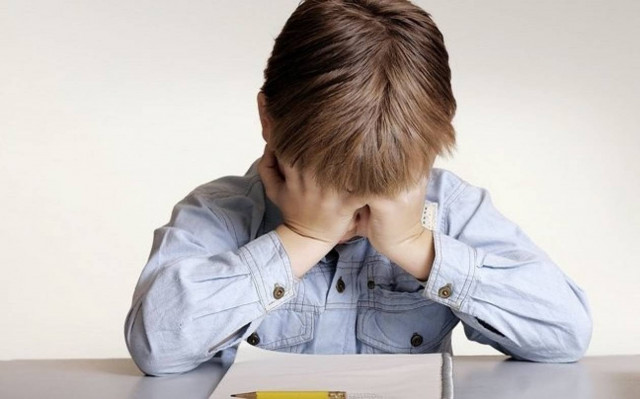 ΣΟΚ! Μισό εκατ. Ελληνόπουλα κάτω από το όριο της φτώχειας