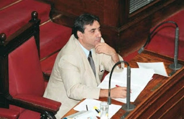 Αυτοκτόνησε πρώην υφυπουργός του ΠΑΣΟΚ