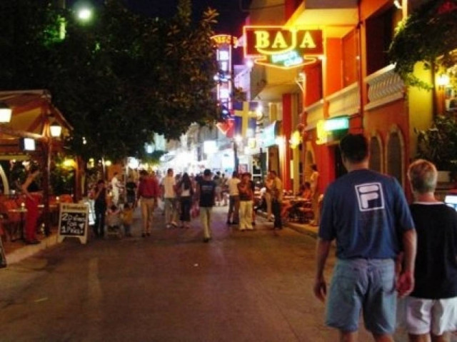 Εφοδος ΕΛ.ΑΣ σε καταστήματα για ηχορύπανση