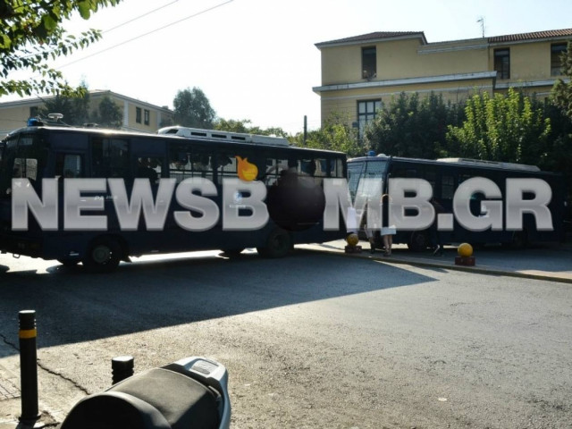 Στον εισαγγελέα οι εργαζόμενοι στα Ναυπηγεία (ΦΩΤΟ+ΒΙΝΤΕΟ)