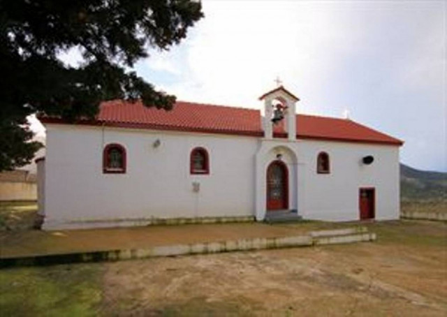 Στάχτη εκκλησία στην Κρήτη