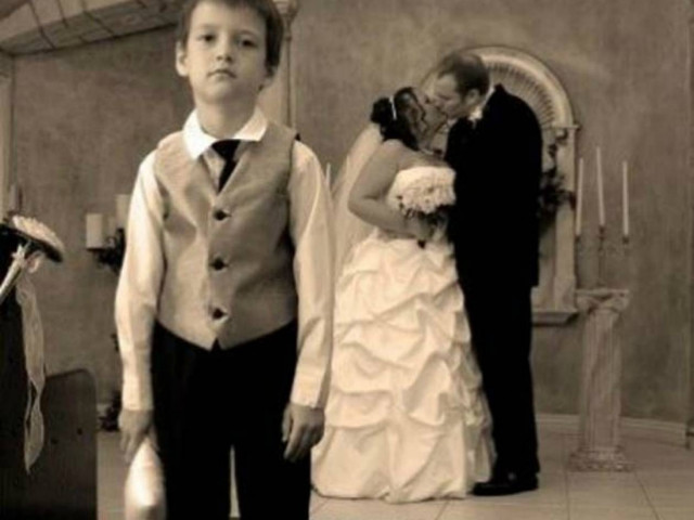 Οι πιο παράξενες οικογενειακές φωτογραφίες