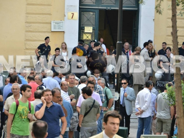 Ευελπίδων: Συγκέντρωση συμπαράστασης για τους συλληφθέντες (ΦΩΤΟ)