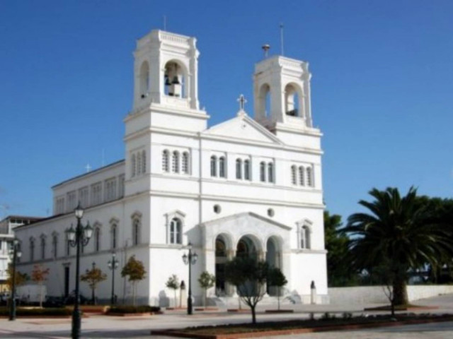 Πύργος: Οι κλήσεις έπεσαν... βροχή στο μνημόσυνο