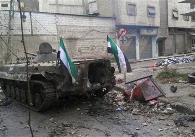 Προελαύνει στη Χομς ο συριακός στρατός