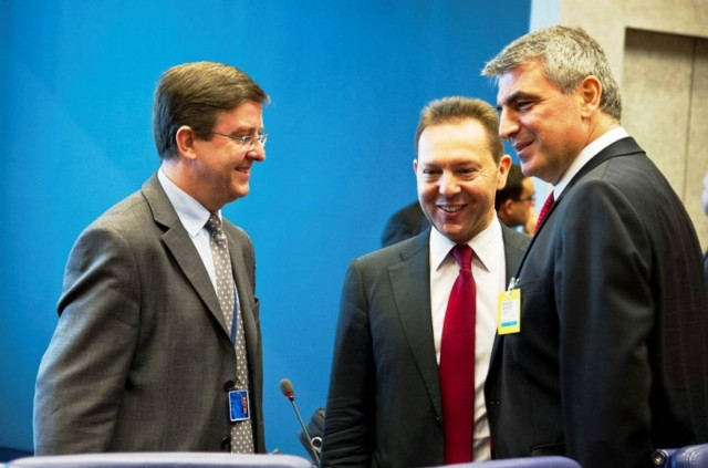 Ικανοποιημένος ο Στουρνάρας για τα θετικά σχόλια στο Eurogroup